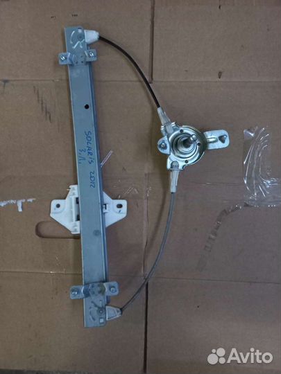 Стеклоподьемник механический Hyundai Solaris 2012