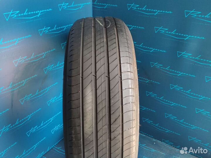 Michelin Primacy 4 215/65 R17 103V
