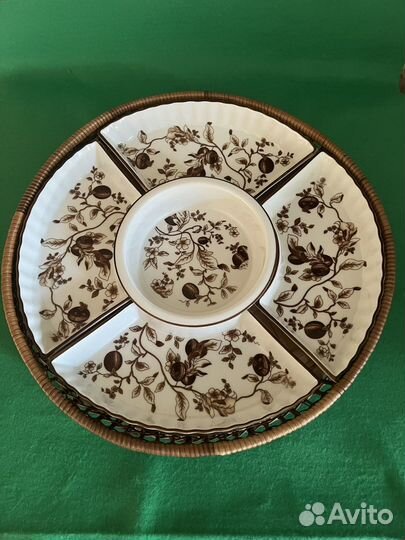 Менажница из фарфора