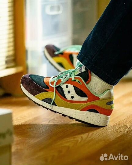 Saucony Shadow 6000 Coral