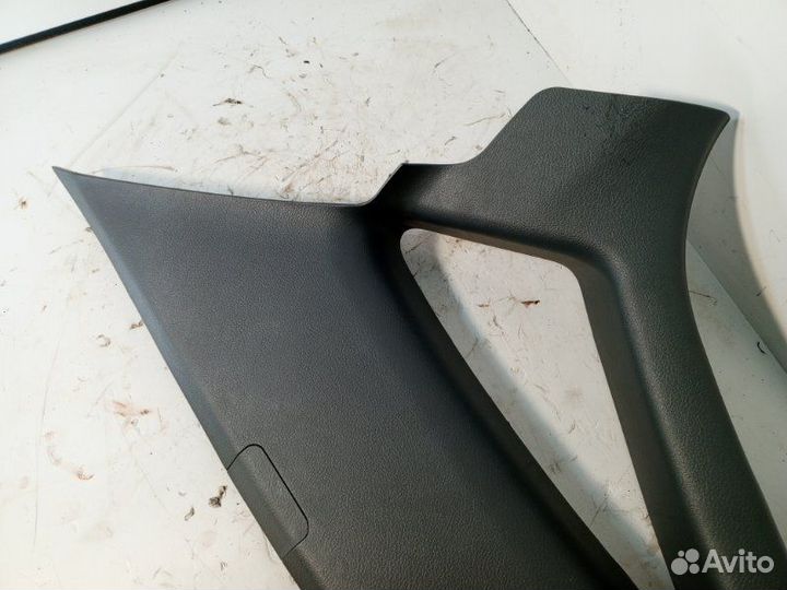 Обшивка стойки задняя правая Chevrolet Lacetti