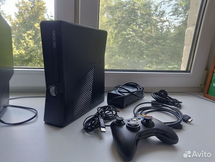 Xbox 360 Slim 500Gb Freeboot