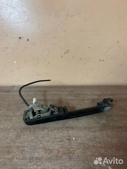 Ручка передняя правая Passat B3