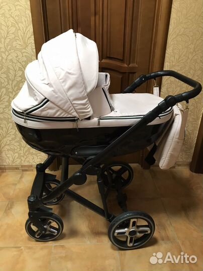 Продам коляску Giovanni Charm (2 в 1)