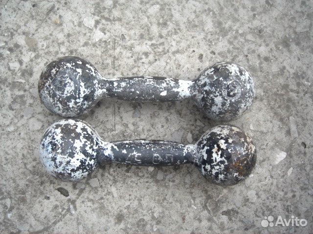 Пара гантелей по 3 кг каждая