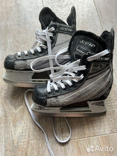 Коньки хоккейные ссм