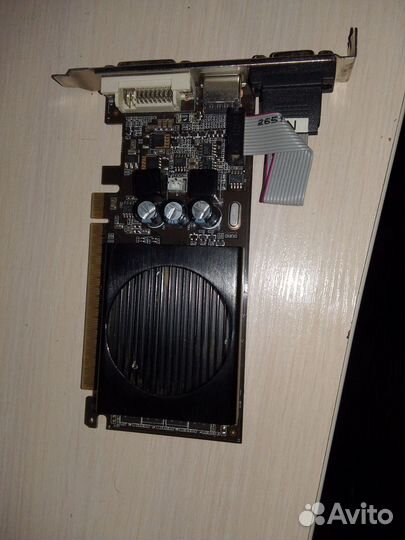 Видеокарта gt520