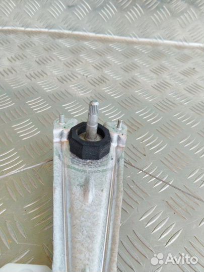 Стеклоподъемник задний правый Renault Logan 2