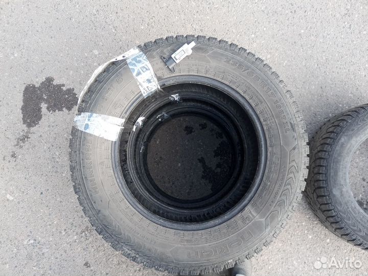 Nokian Tyres Hakkapeliitta 5 SUV 235/65 R17