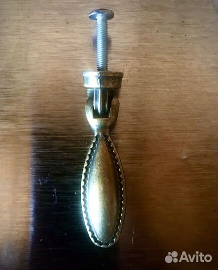 Мебельные ручки