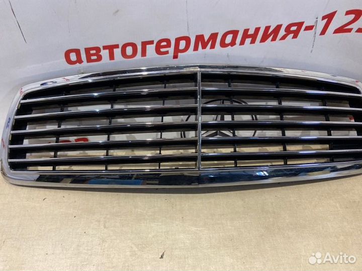 Решетка радиатора Mercedes E350 W211 272.964 2006