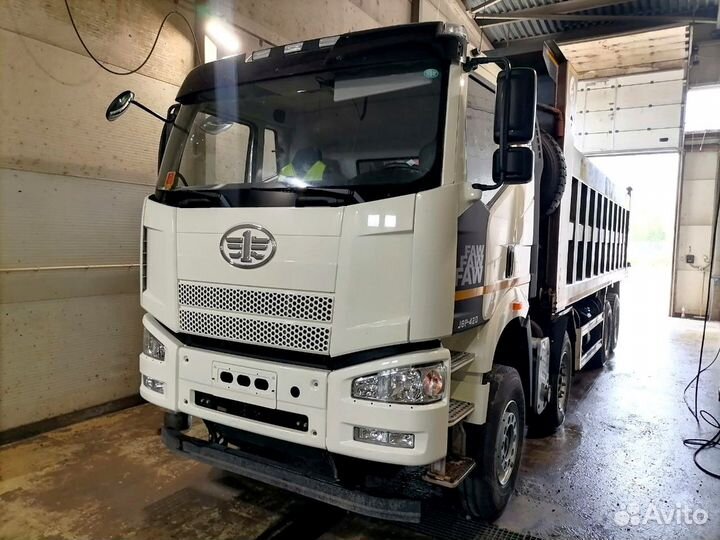 FAW J6 CA3310P66K24T4E5, 2022