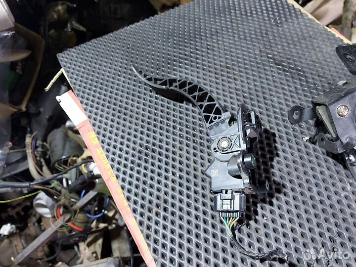 Педаль Газа для Mitsubishi Lancer X