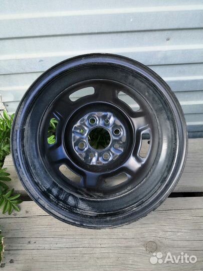 Штампованный диск R13