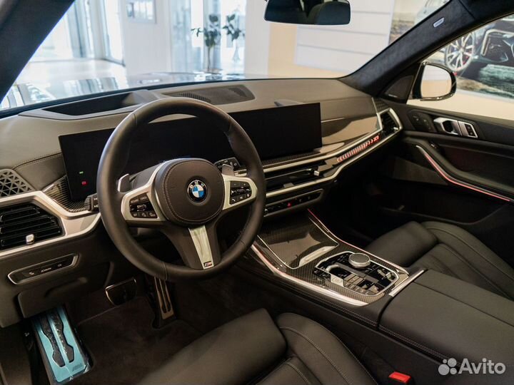 BMW X7 3.0 AT, 2023