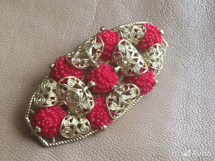 Брошь хризантема Чехия винтаж пресованое стекло