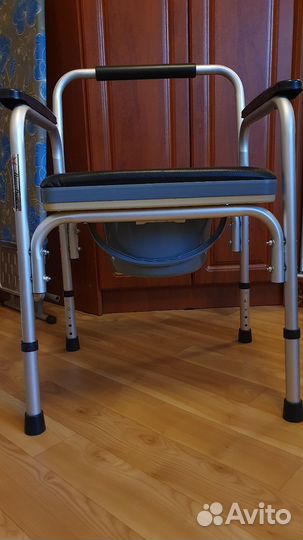 Кресло-туалет для инвалидов и пожилых людей