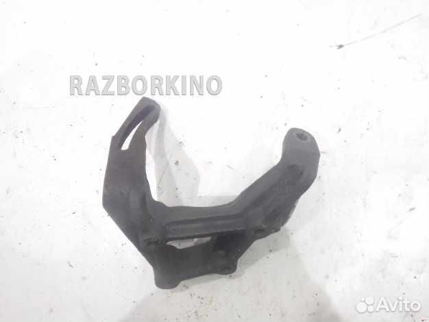 Кронштейн генератора