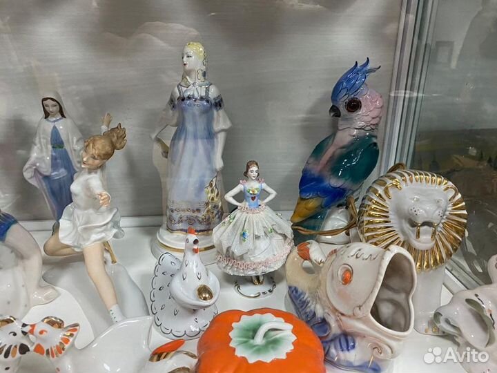 Статуэтки фарфор
