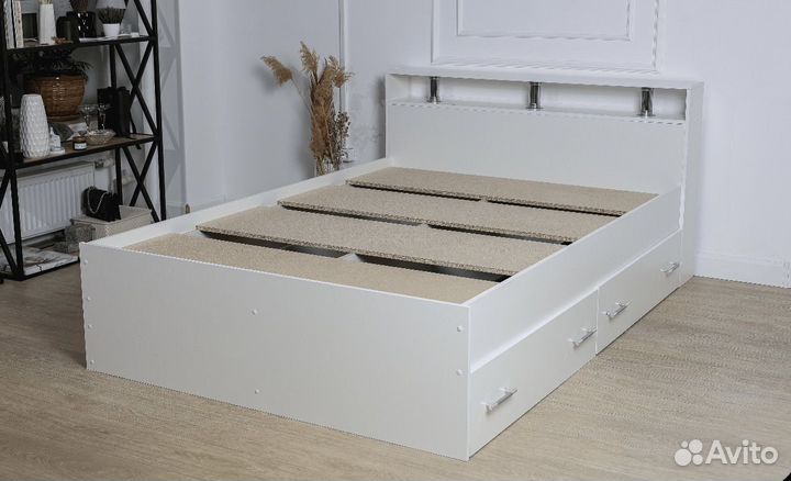 Кровать новая с ящиками