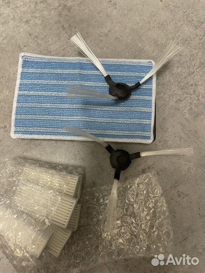 Фильтры новые для робота пылесоса redmond