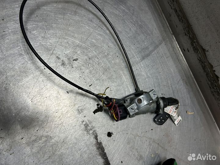 Замок зажигания audi a4 b5 АКПП