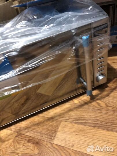 Микроволновая печь новая