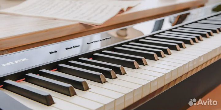 Цифровое пианино Nux NPK-10 черное