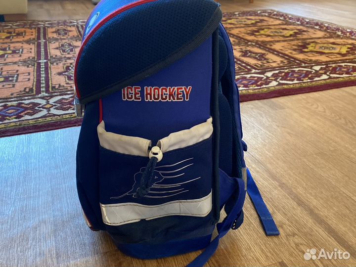 Школьный рюкзак