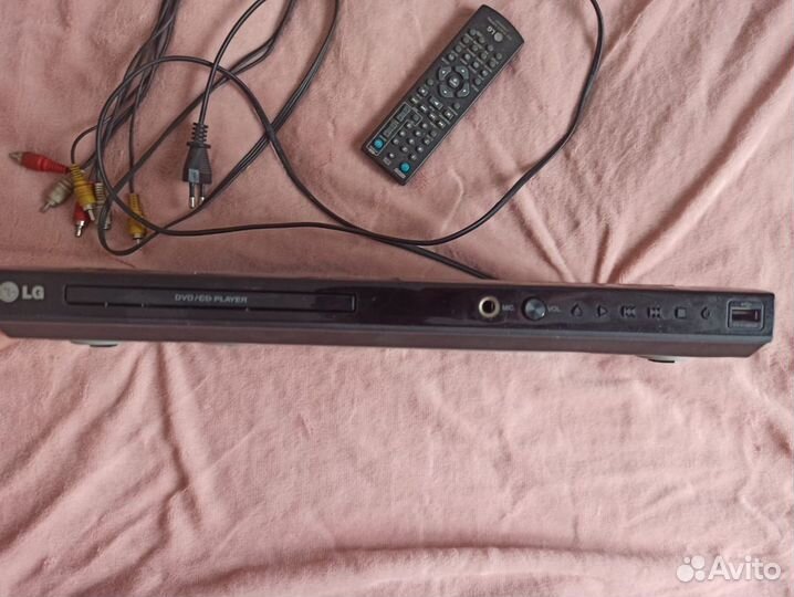 DVD-плеер LG DVX647KH