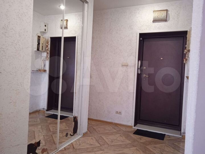 4-к. квартира, 80 м², 2/3 эт.