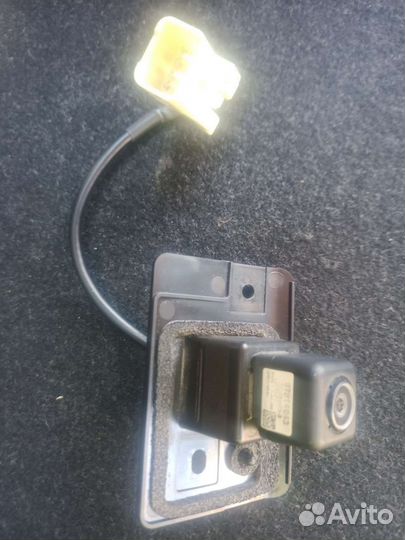 Камера заднего вида Мицубиси Аутлендер 3