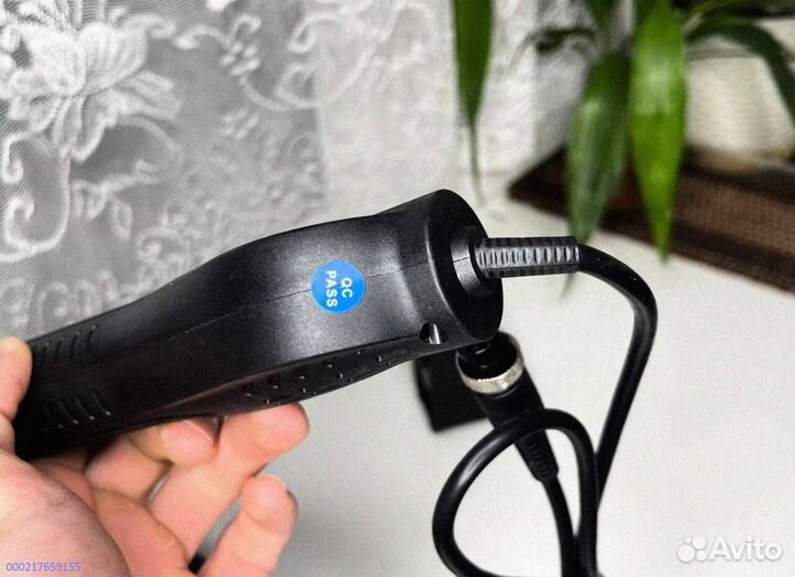 Паяльный фен 8858