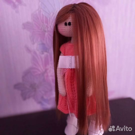 Вязаная интерьерная кукла