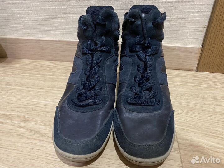 Полусапоги и ботинки женские