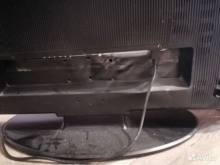 Телевизор не SMART tv бу, 64д