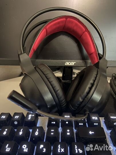 Проводные наушники