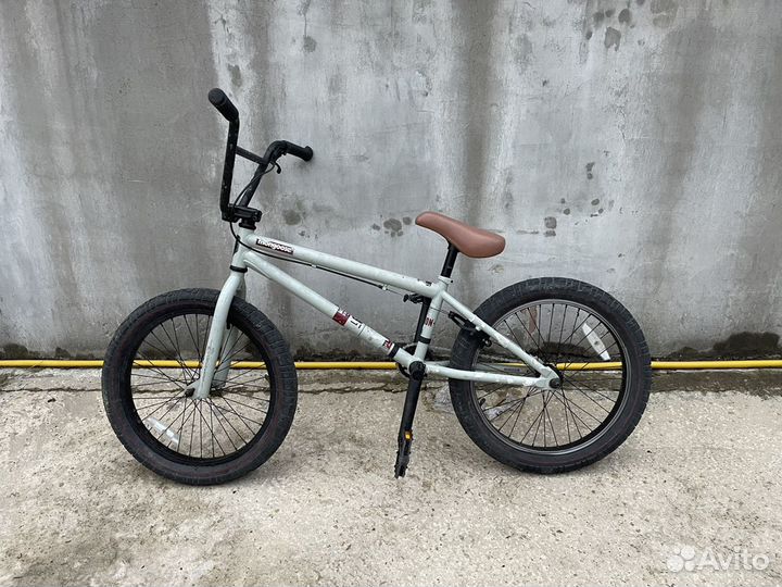 Велосипед BMX legion Mongoose