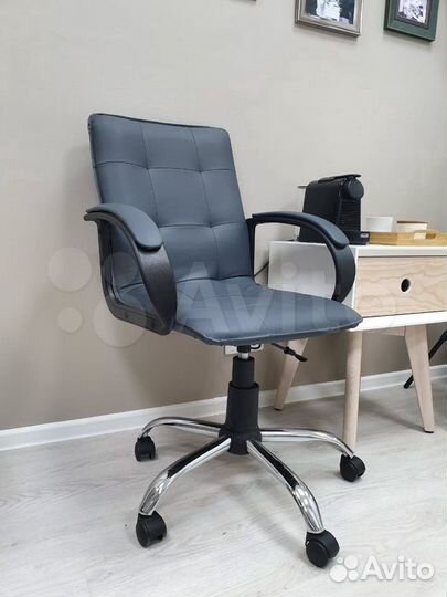 Компьютерное кресло