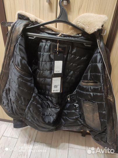 Кожаная куртка снежная королева новая