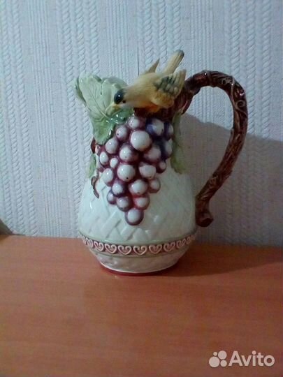 Предмет интерьера Кувшин