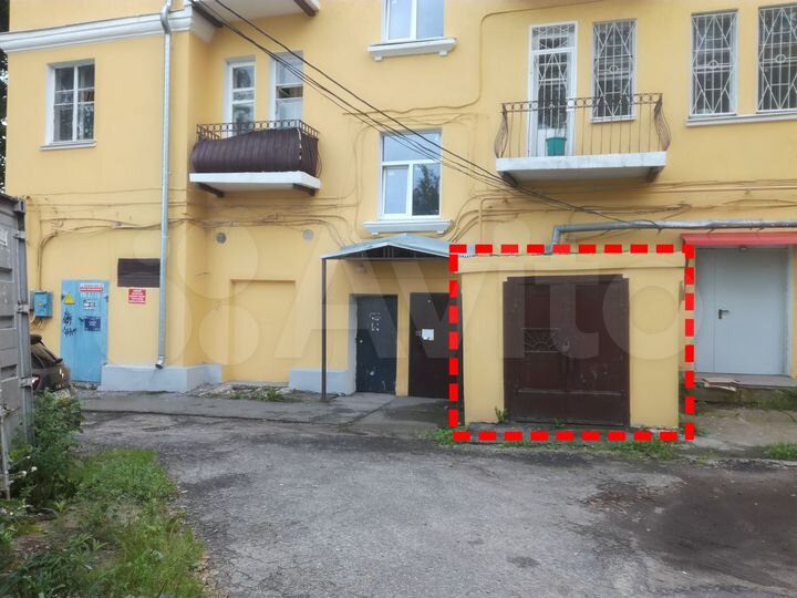 Контейнер утепленный 14 м², напротив ТЦ 