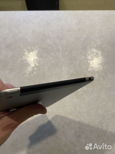 Планшет apple iPad mini4