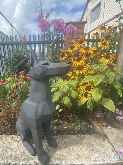 Собака из металла