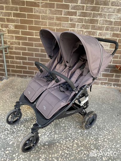Коляска для двойни valco baby