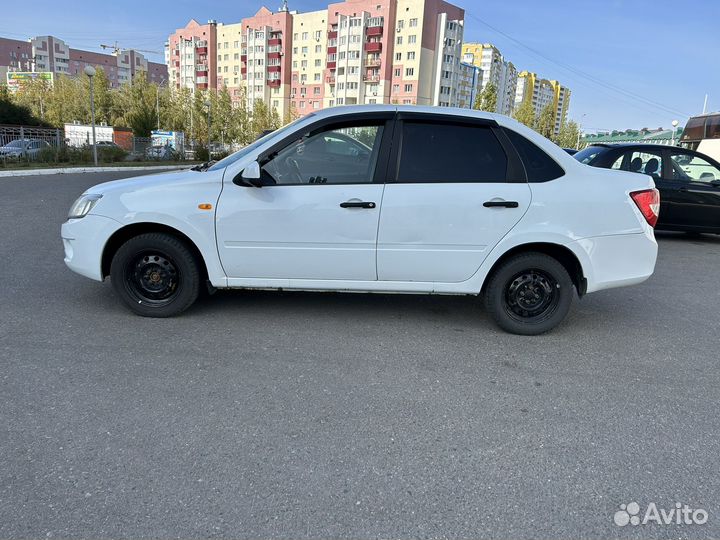 LADA Granta 1.6 МТ, 2012, 105 655 км