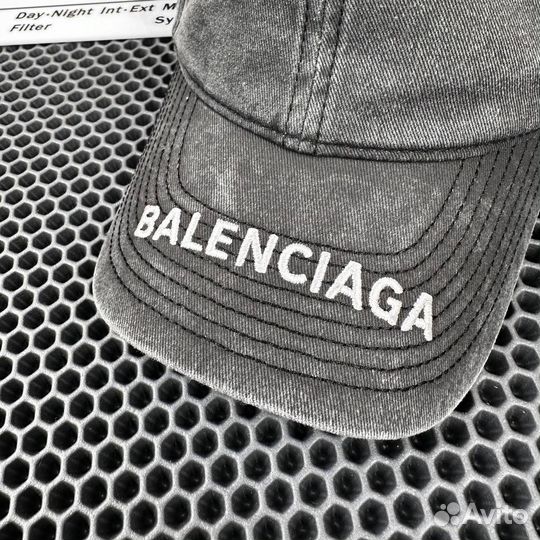 Кепка balenciaga