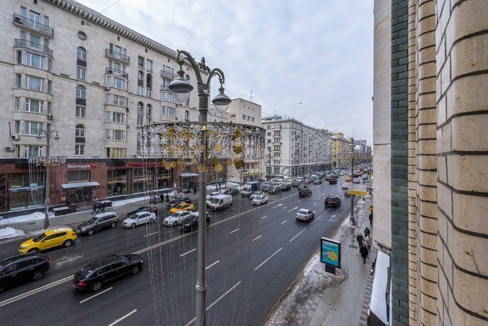 Комната 25 м² в 6-к., 1/5 эт.