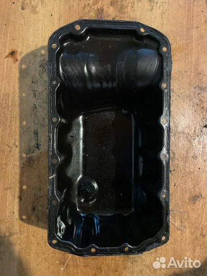 Поддон двигателя Peugeot 308 T7 EP6 (5F01)