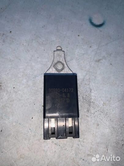 Реле 90980-04172